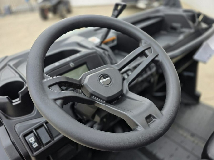 2026 Can-Am® Defender DPS HD10