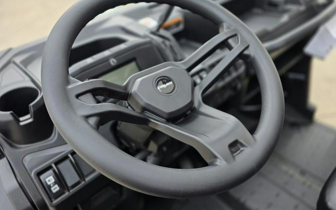 2026 Can-Am® Defender DPS HD10