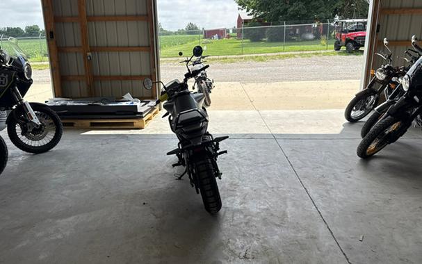 2024 Husqvarna Motorcycles Svartpilen 401 401
