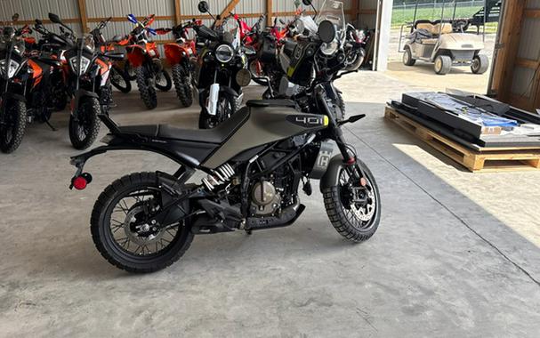 2024 Husqvarna Motorcycles Svartpilen 401 401