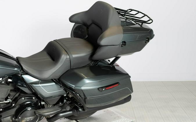 2026 Harley-Davidson Street Glide Limited FLHXL