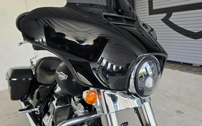 2023 Harley-Davidson® Street Glide® Vivid Black