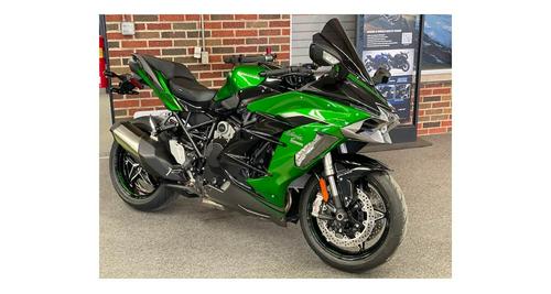 2019 Kawasaki Ninja H2 SX SE+ Review: Supercharged Travel