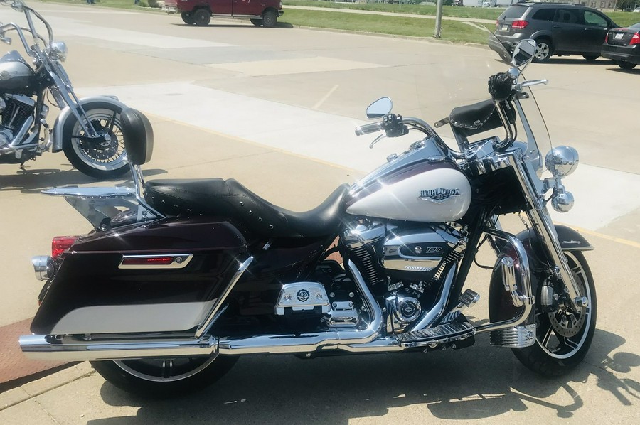 2021 Harley-Davidson® FLHR ROAD KING