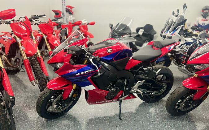 2024 Honda CBR1000RR