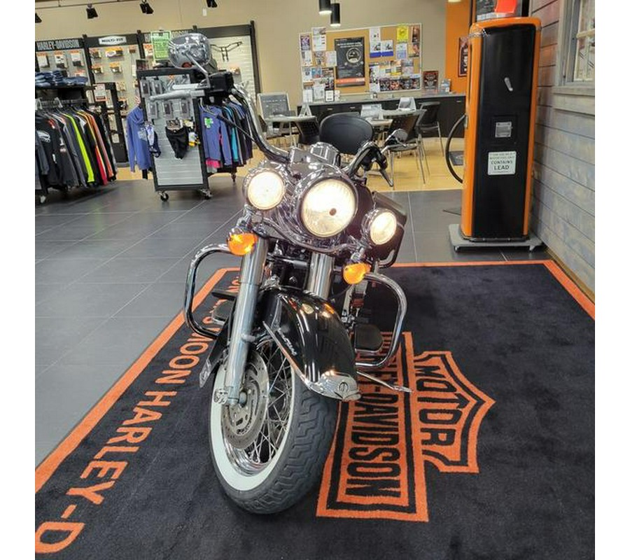 2006 Harley-Davidson® FLHRCI - Road King® Classic