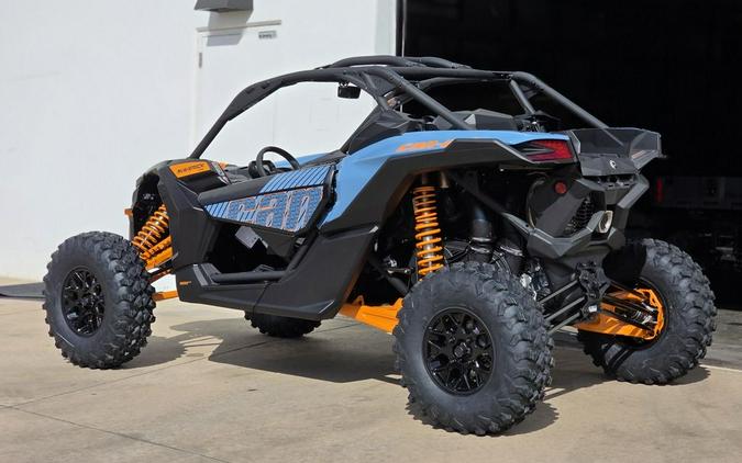 2026 Can-Am® Maverick X3 RS Turbo Scandi Blue & Orange Crush