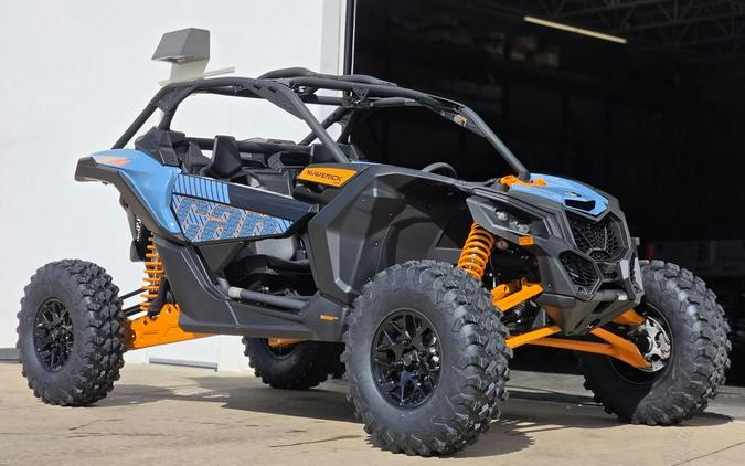 2026 Can-Am® Maverick X3 RS Turbo Scandi Blue & Orange Crush
