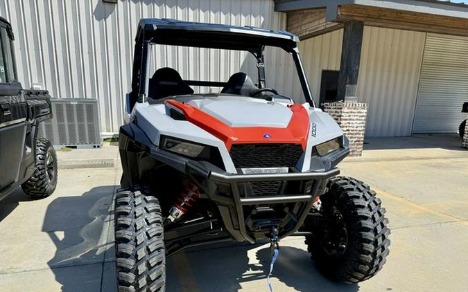 2027 Polaris GENERAL XP 1000 Sport