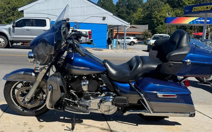 2017 Harley-Davidson Ultra Limited FLHTK