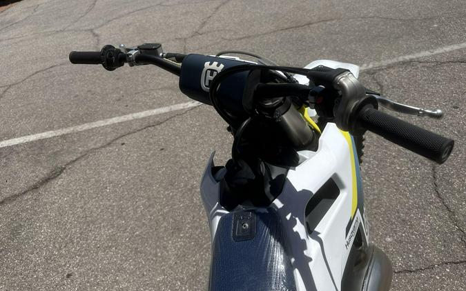 2025 Husqvarna TC 300