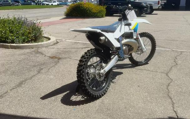 2025 Husqvarna TC 300