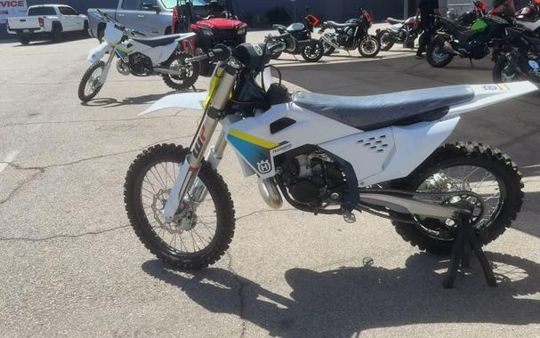 2025 Husqvarna TC 300