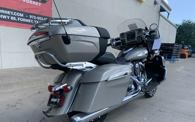 2025 Indian Roadmaster Limited w/Powerband Audio Silver Quartz Metallic