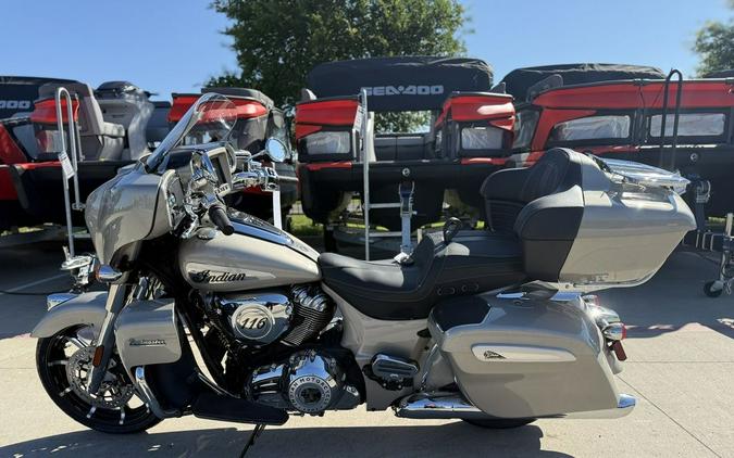 2025 Indian Motorcycle® Roadmaster® Limited w/Powerband Audio Silver Quartz Metallic