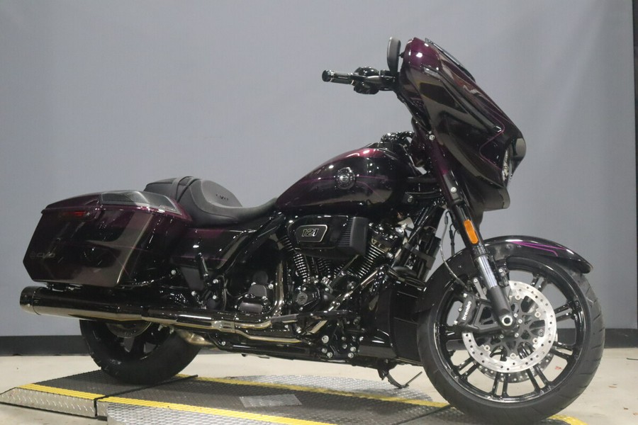 2025 Harley-Davidson CVO Street Glide