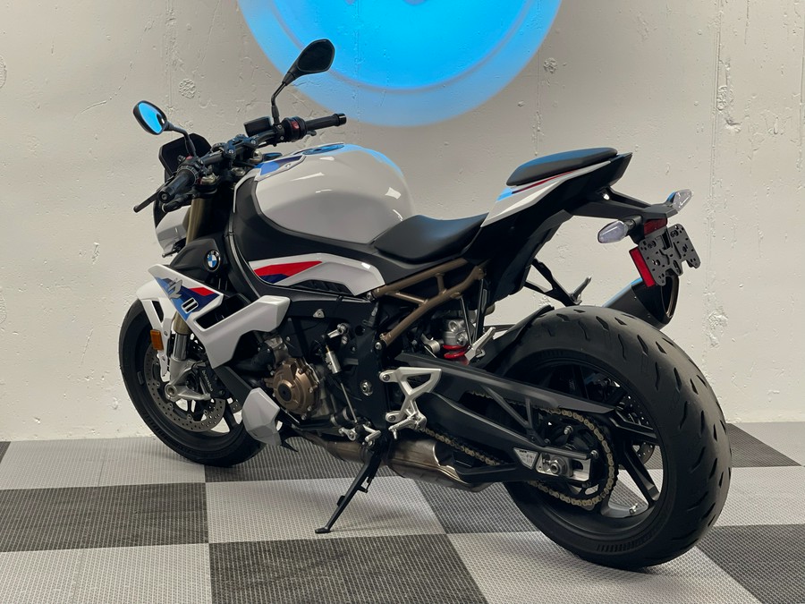 2022 BMW S 1000 R