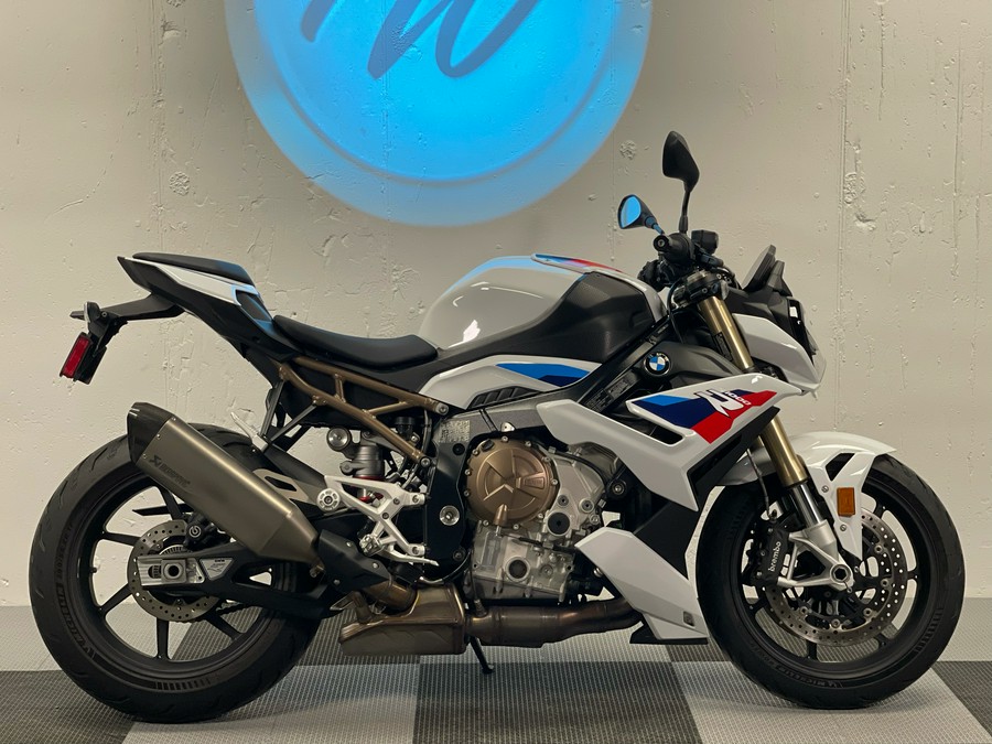 2022 BMW S 1000 R