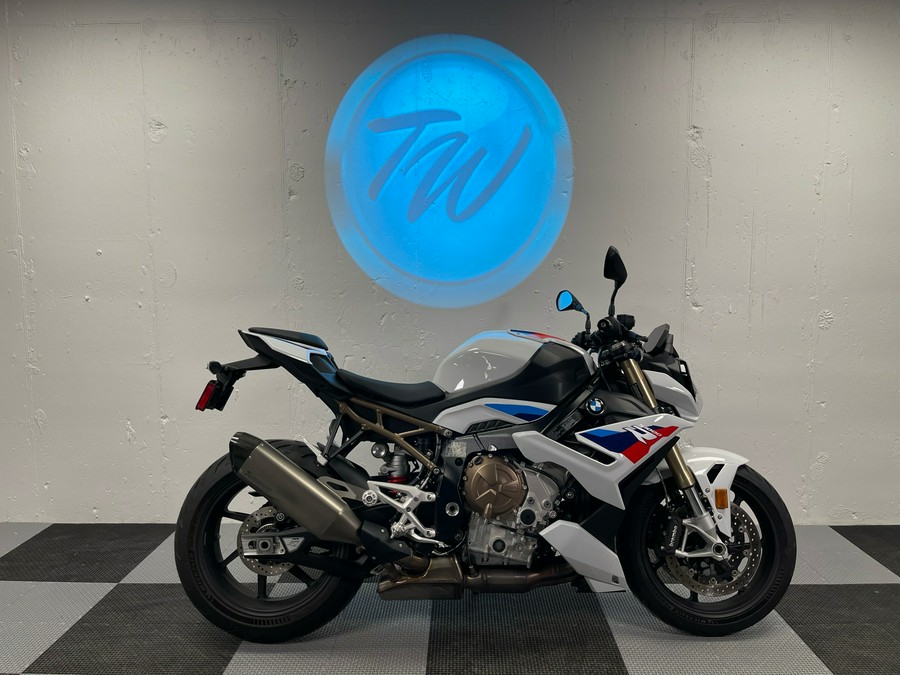 2022 BMW S 1000 R