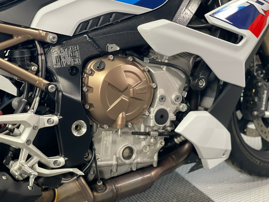 2022 BMW S 1000 R