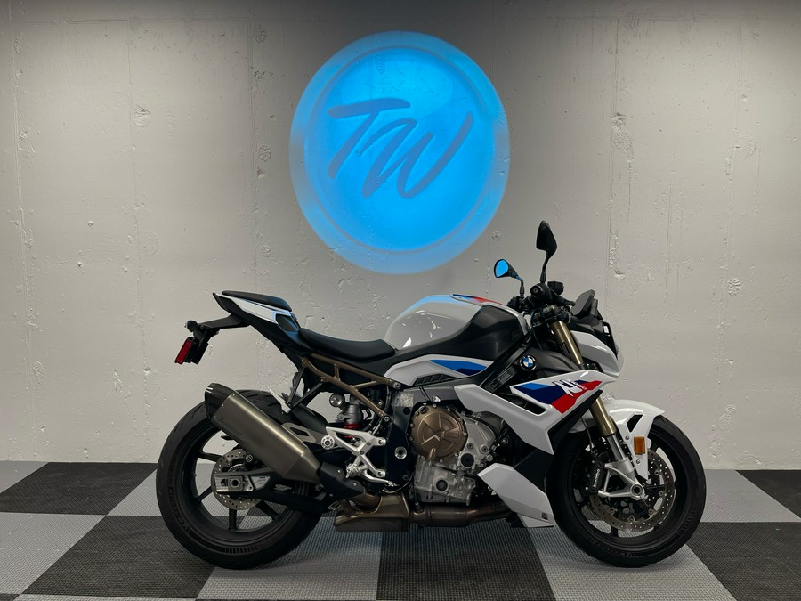 2022 BMW S 1000 R