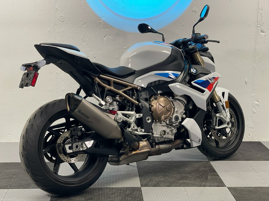 2022 BMW S 1000 R