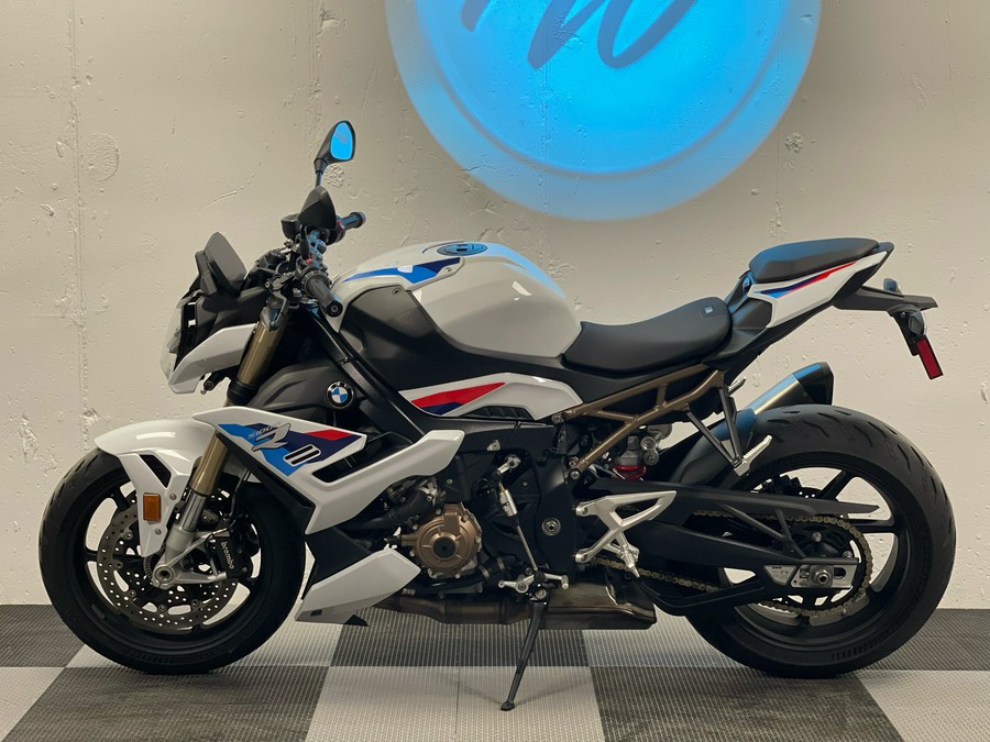 2022 BMW S 1000 R