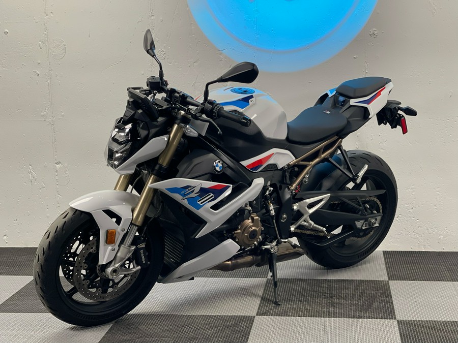2022 BMW S 1000 R