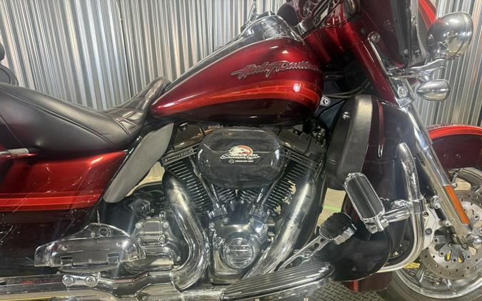 2009 Harley-Davidson CVO Ultra Classic Electra Glide RUBY R/MAROON