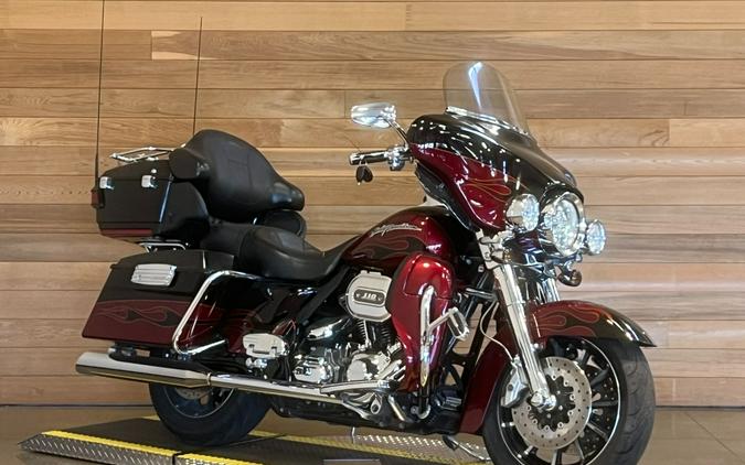 2011 Harley-Davidson CVO™ Ultra Classic® Electra Glide®