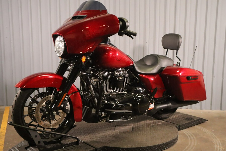 2018 Harley-Davidson Street Glide Special