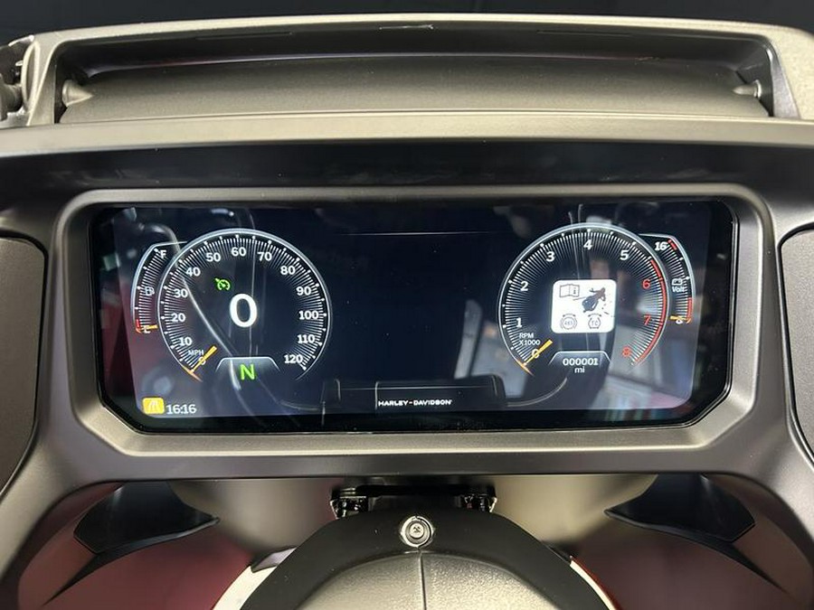 2025 Harley-Davidson® FLTRX - Road Glide®