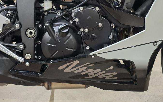 2026 Kawasaki Ninja® ZX™-6R Base