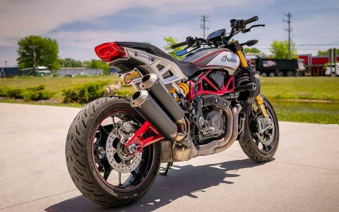 2022 Indian Motorcycle® FTR R Carbon Carbon Fiber