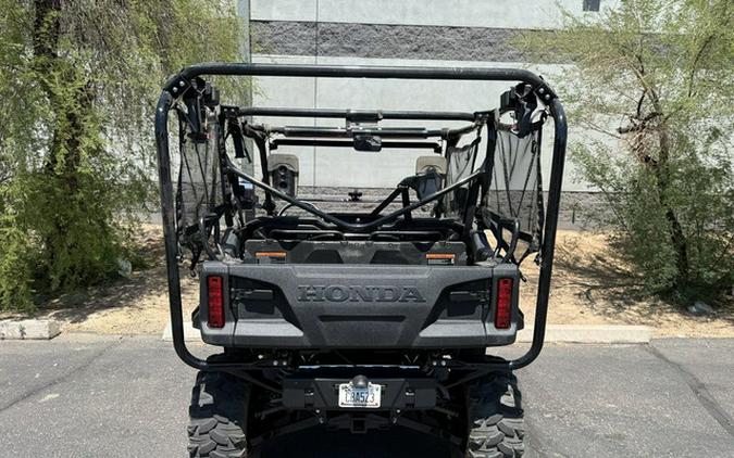2025 Honda Pioneer 1000-5 Deluxe