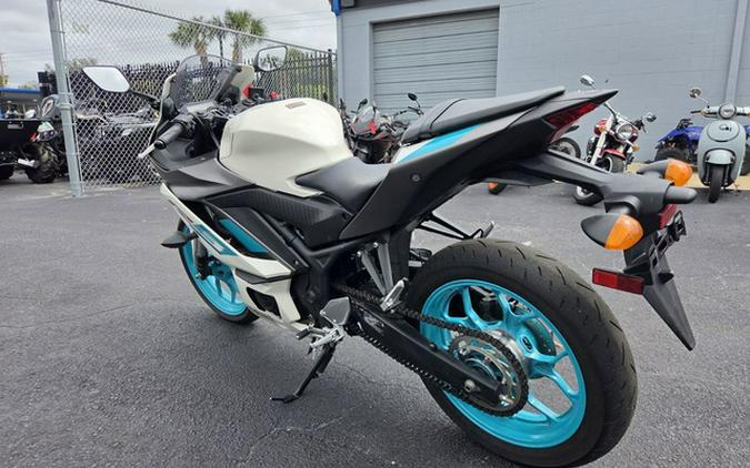 2024 Yamaha YZF-R3