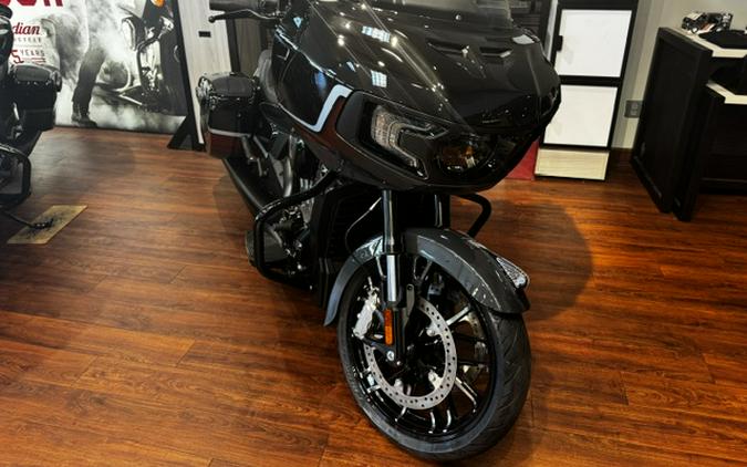 2026 Indian Motorcycle® Challenger 112 Dark Horse® Signature Series