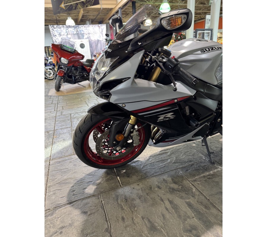 2023 Suzuki GSX-R750