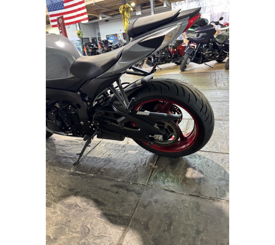 2023 Suzuki GSX-R750