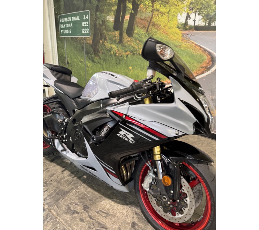 2023 Suzuki GSX-R750