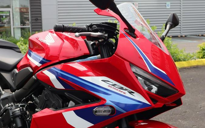 2026 CBR650R E-Clutch - Honda