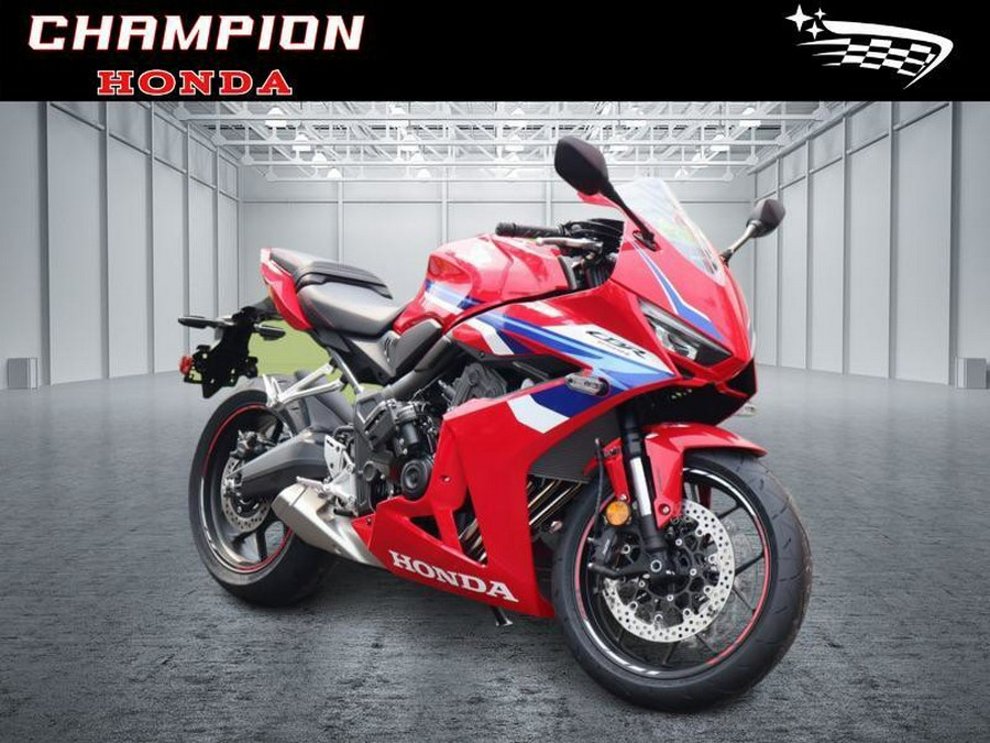 2026 CBR650R E-Clutch - Honda