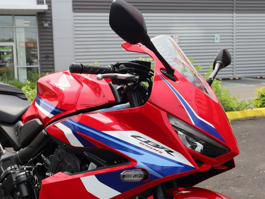 2026 CBR650R E-Clutch - Honda