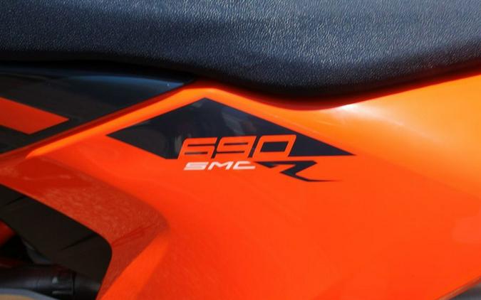 2026 KTM 690 SMC R