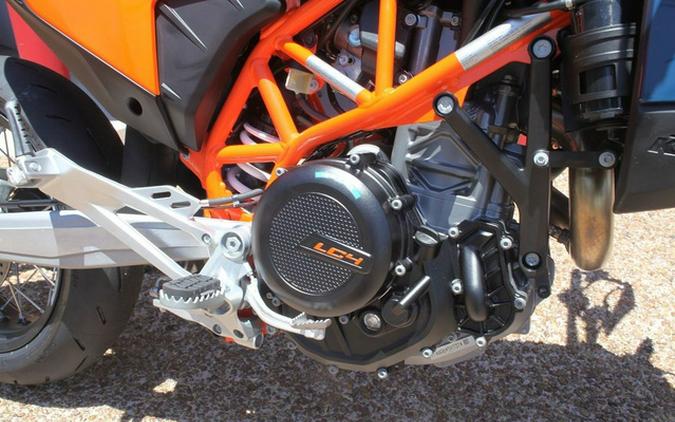 2026 KTM 690 SMC R