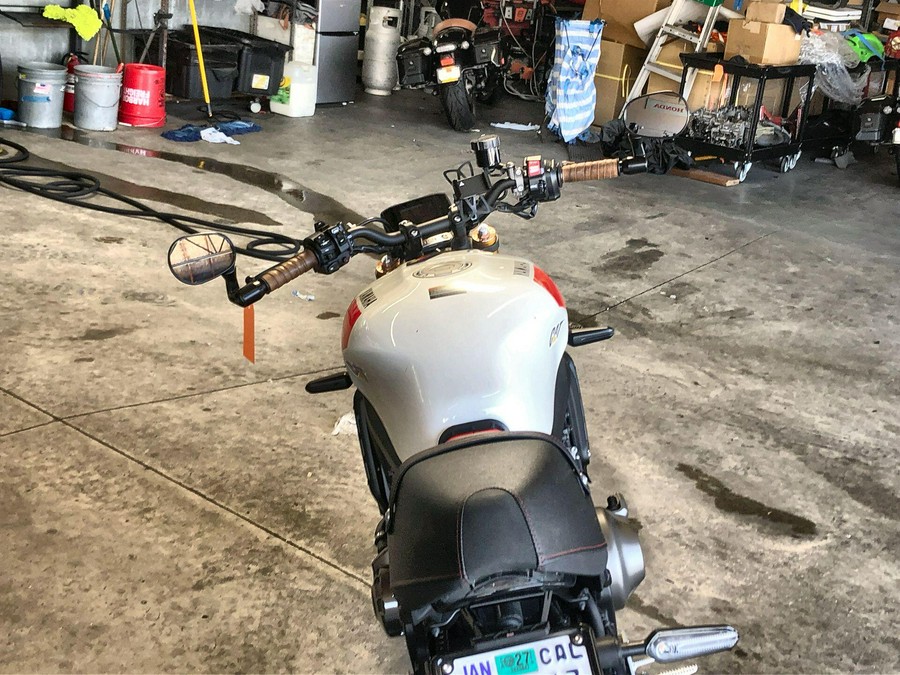 2024 Yamaha XSR900