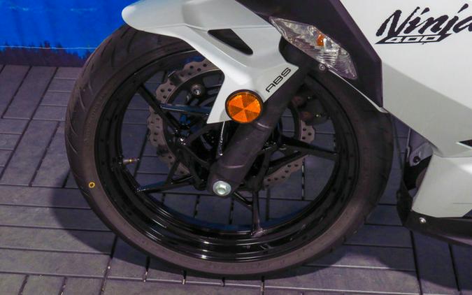 2020 Kawasaki Ninja 400 ABS Pearl Blizzard White
