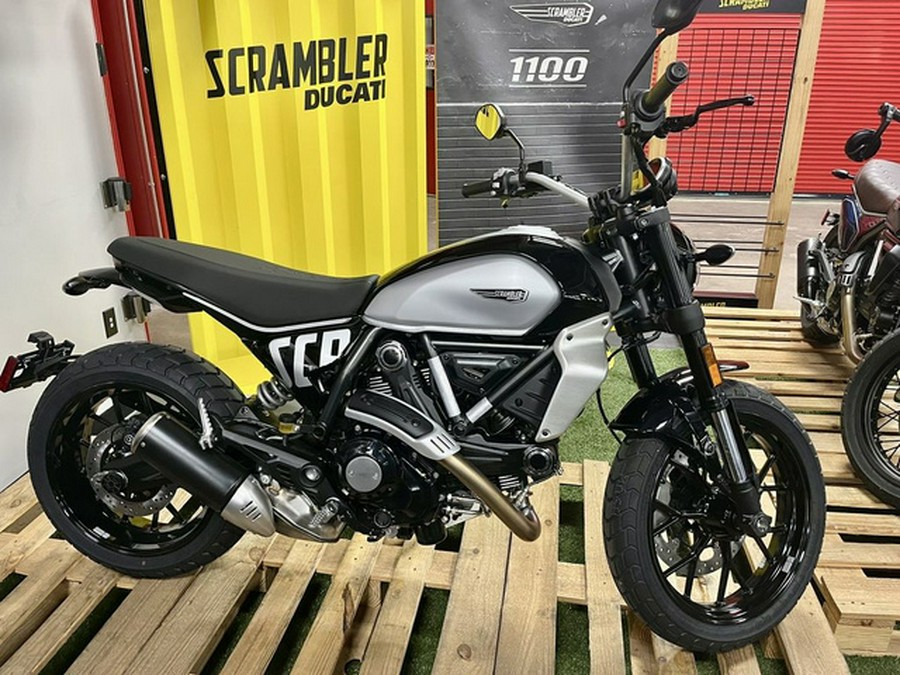 2025 Ducati Scrambler Icon Dark Icon Thrilling Black