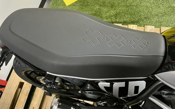 2025 Ducati Scrambler Icon Dark Icon Thrilling Black