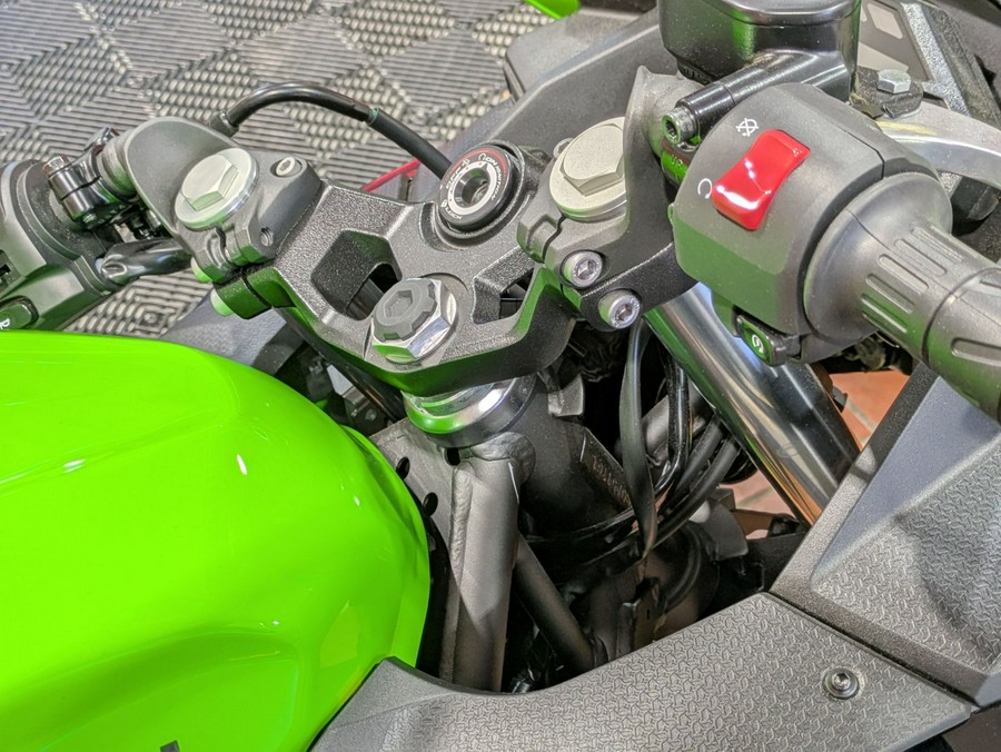 2025 Kawasaki Ninja 500 KRT Edition